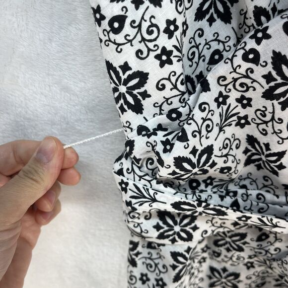 Boden Floral Linen Blend Vneck Wrap Top Women’s Sz 6 Black White Classic - Picture 7 of 9